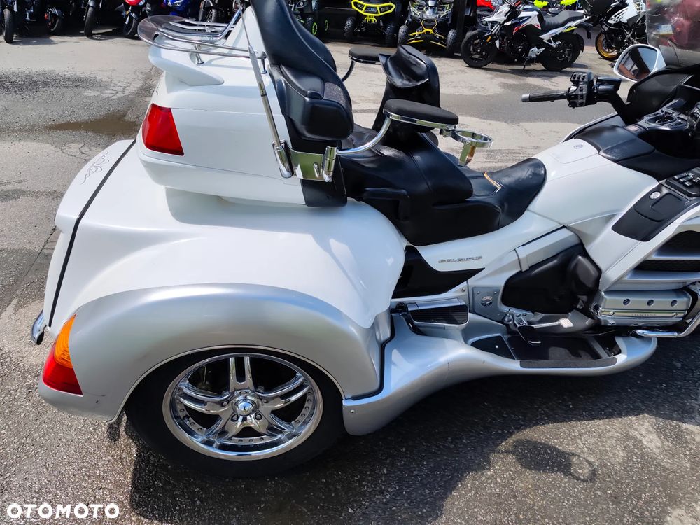 Honda GL - 13