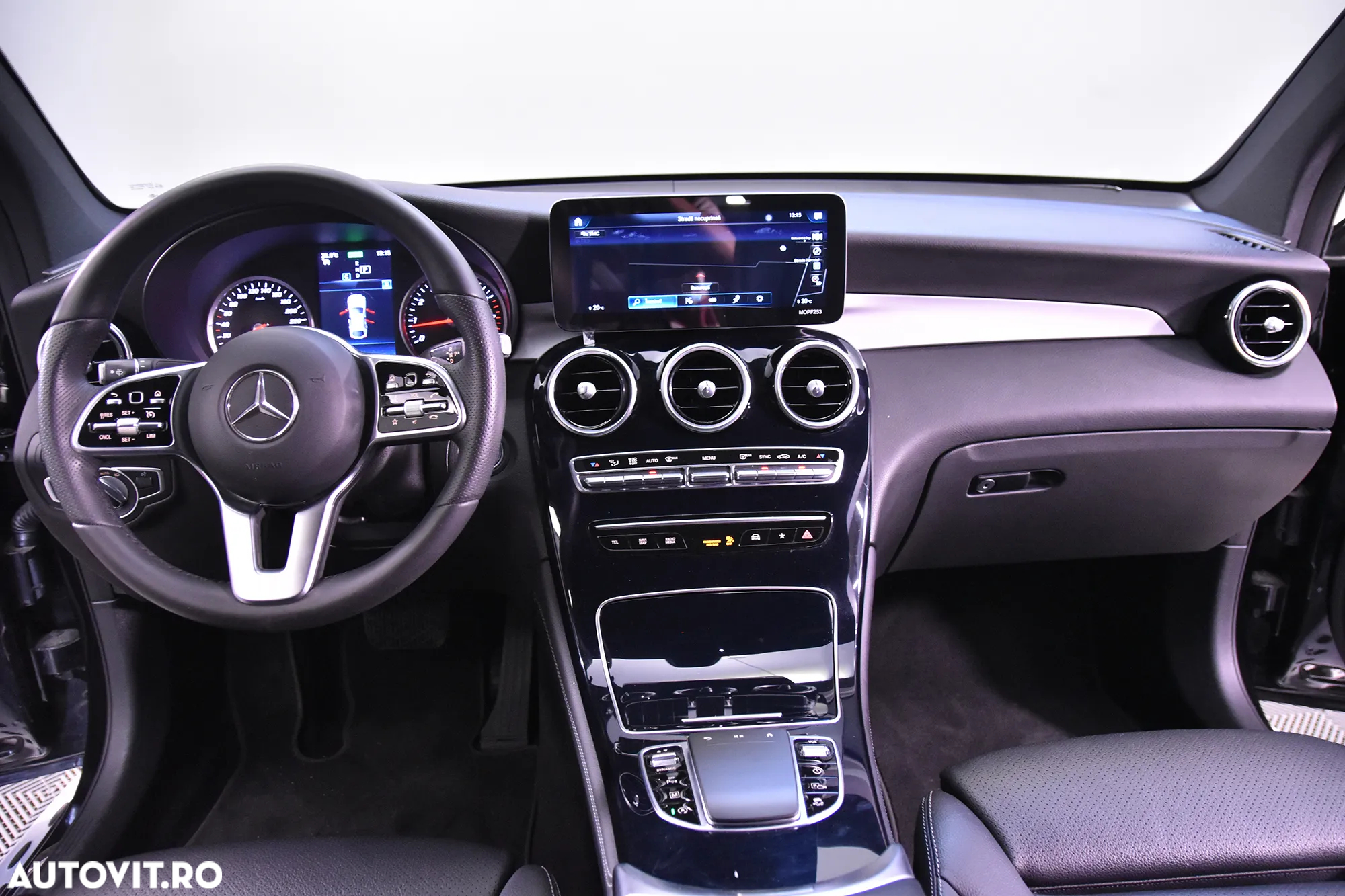 Mercedes-Benz GLC Coupe 200 4MATIC MHEV - 9