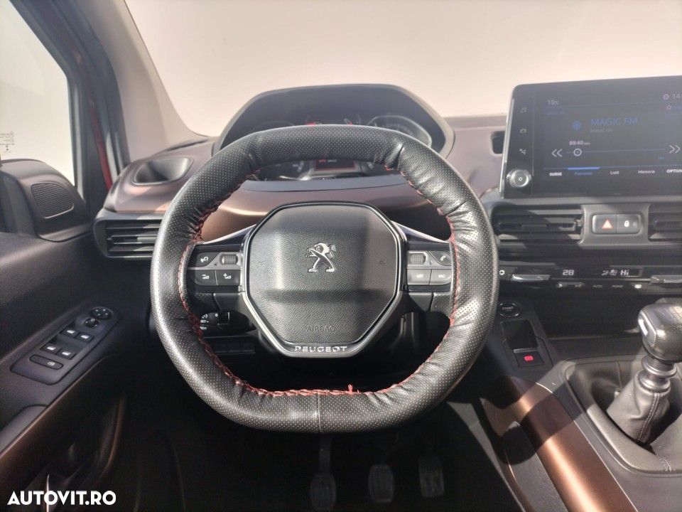 Peugeot Rifter - 13