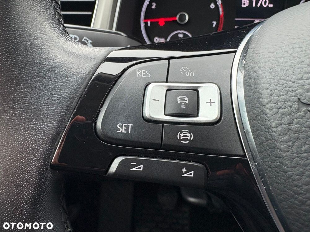 Volkswagen T-Roc 1.0 TSI Life - 22