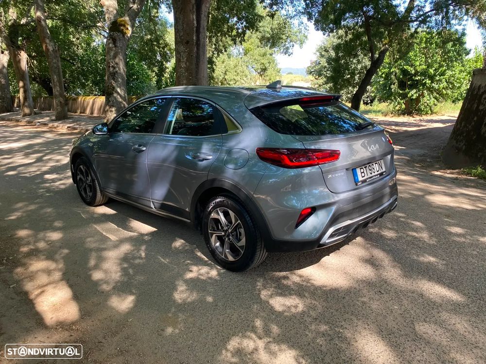 Kia XCeed 1.0 T-GDI Dynamic — fotografia 35