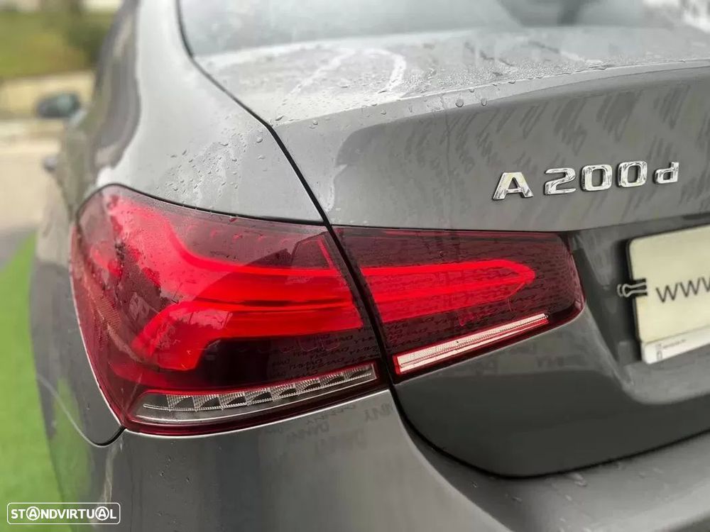 Mercedes-Benz A 200 Limousine d AMG Line Aut. - 3