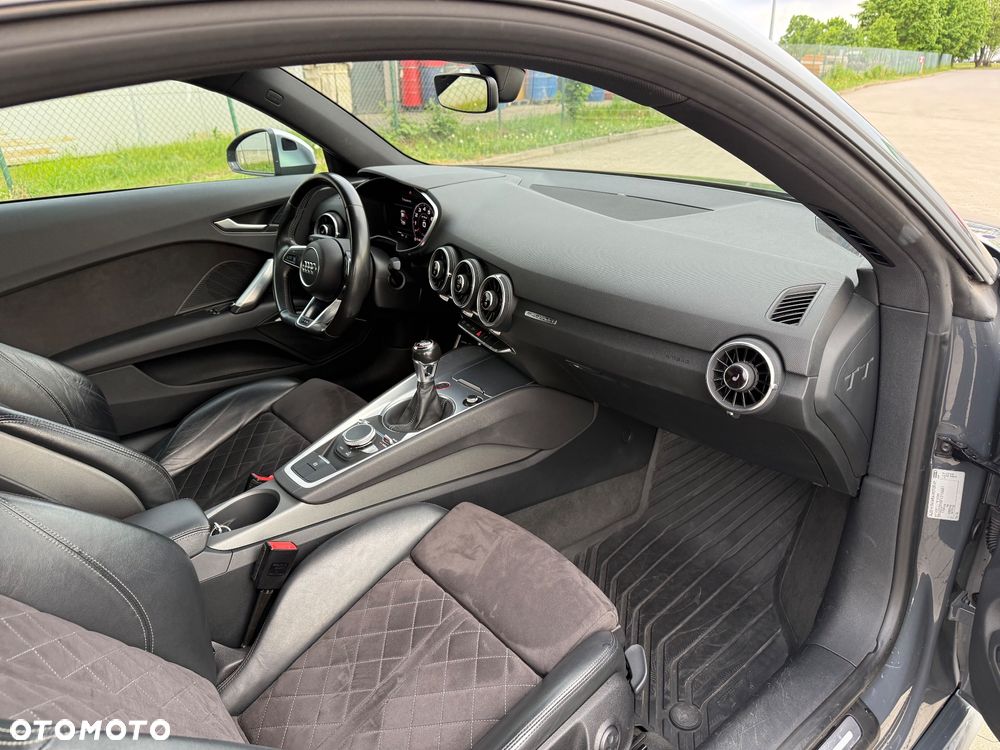Audi TT S Coupé 2.0 TFSI Quattro - 8