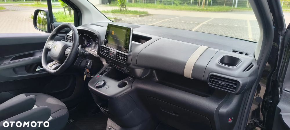 Citroën Berlingo XL 7-Sitzer PureTech 130 EAT8 FEEL - 13