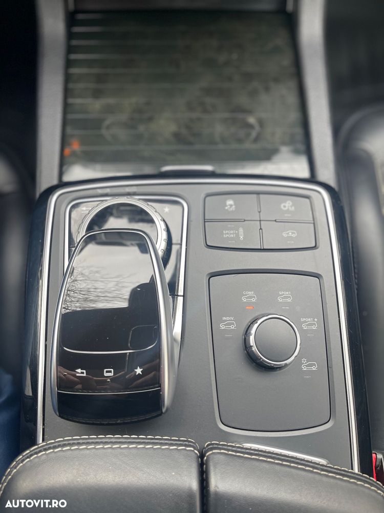 Mercedes-Benz GLS - 18