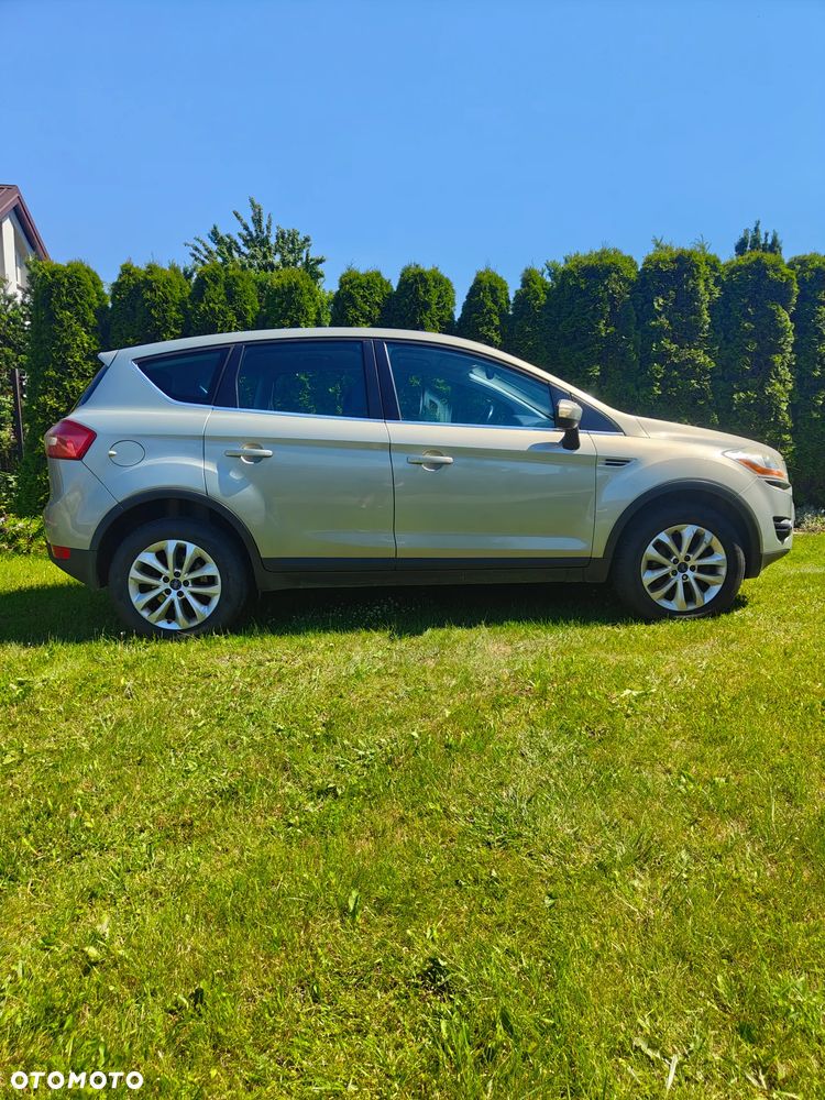 Ford Kuga 2.0 TDCi Titanium FWD - 8
