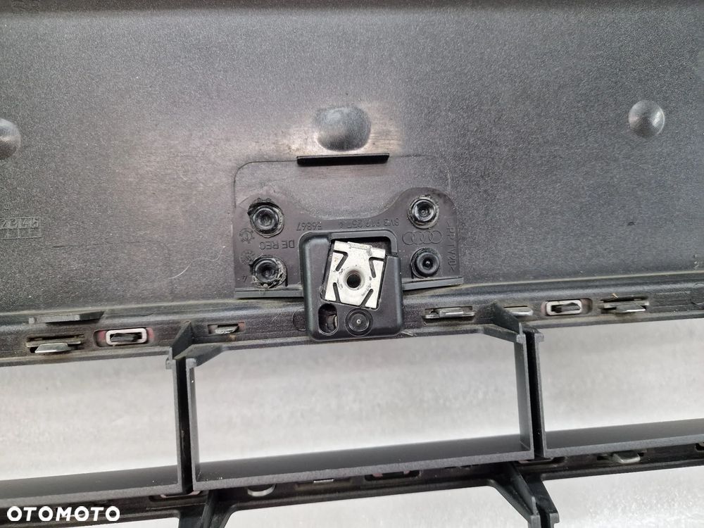 AUDI A3 / S3 8V0 / 8V3 12- ATRAPA / GRILL PRZEDNI PRZÓD , BARDZO ŁADNA , SZARA , NR 8V3853651B/C , NR AUKCJI GL696 (GL697) - 14