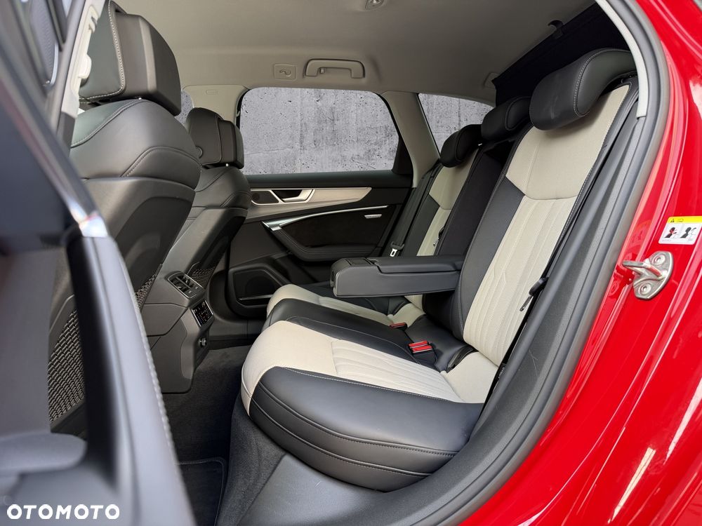 Audi A6 Avant 55 TFSI e quattro S tronic S line - 18