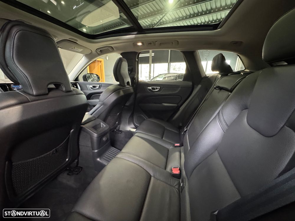 Volvo XC 60 2.0 T6 PHEV Inscription AWD - 20