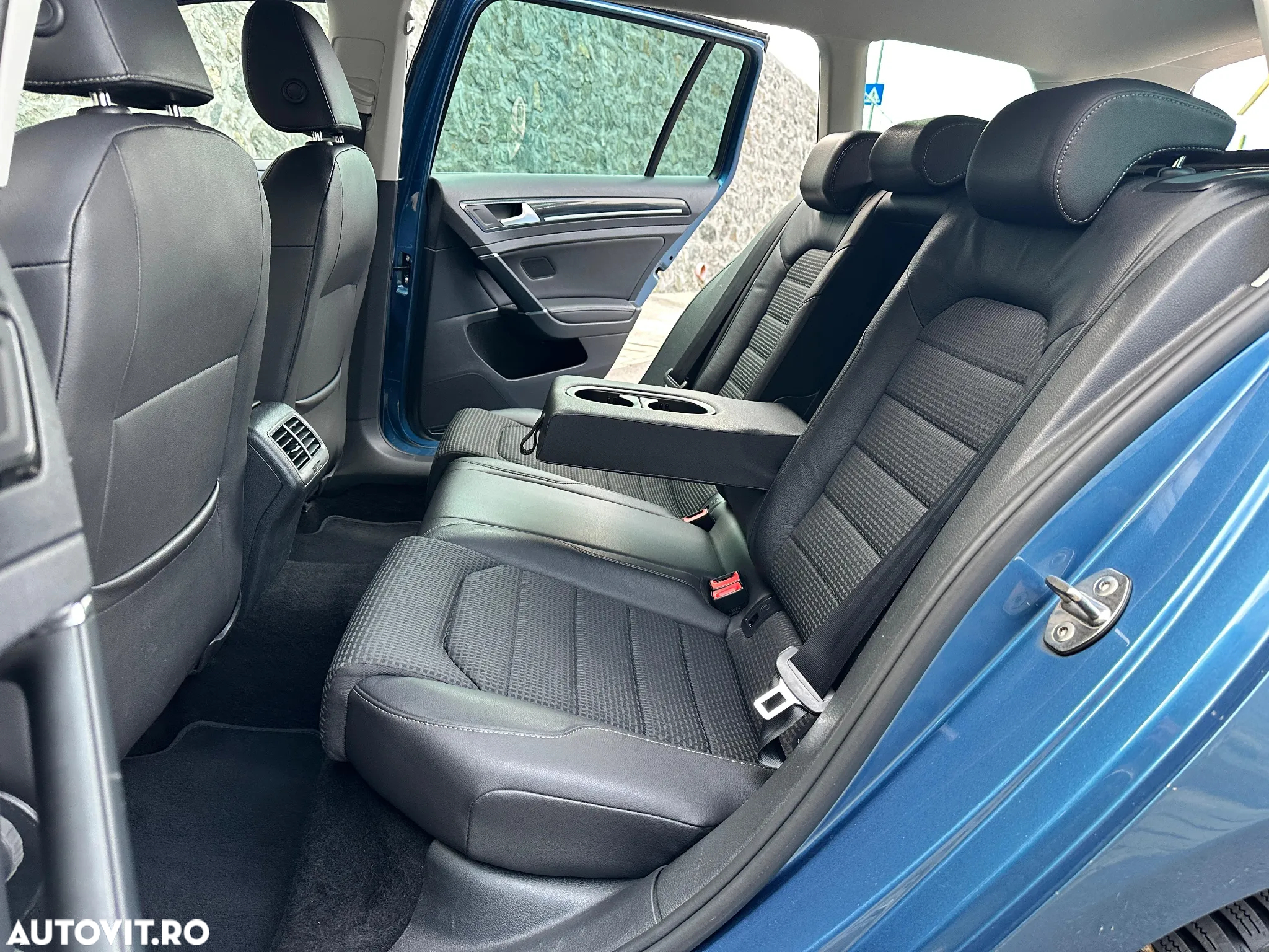Volkswagen Golf 2.0 BlueTDI Highline - 20