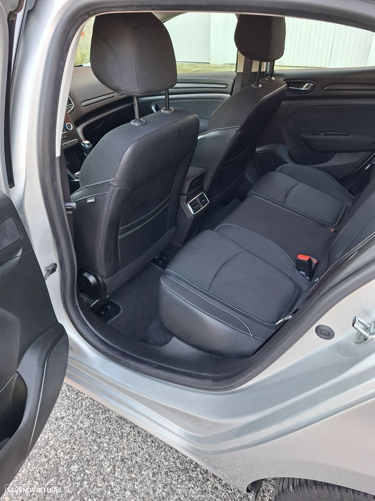 Renault Mégane 1.5 dCi Zen ECO - 4