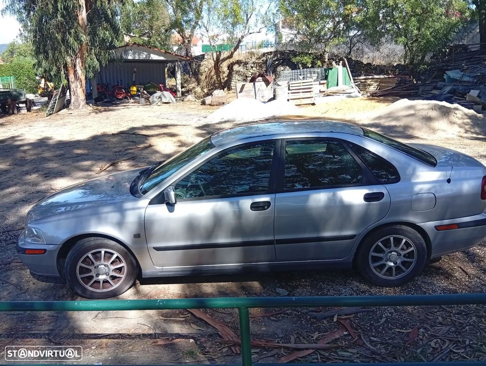 Volvo S40 1.9 D CR - 11