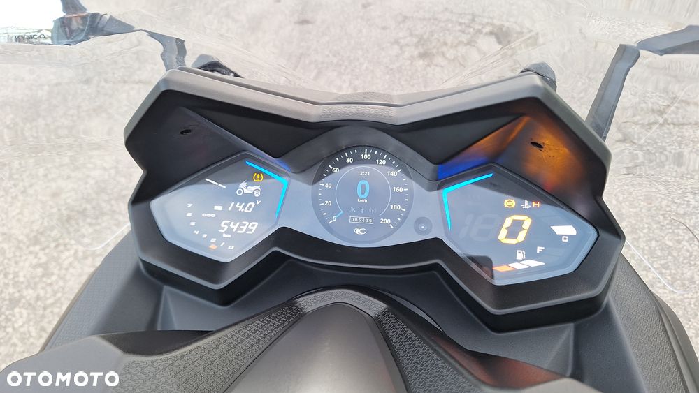 Kymco AK 550 - 39