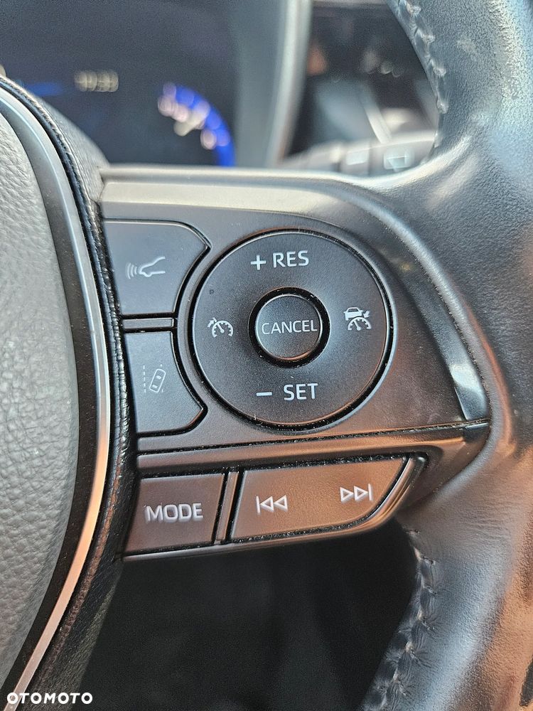 Toyota Corolla 1.8 Hybrid Selection - 11