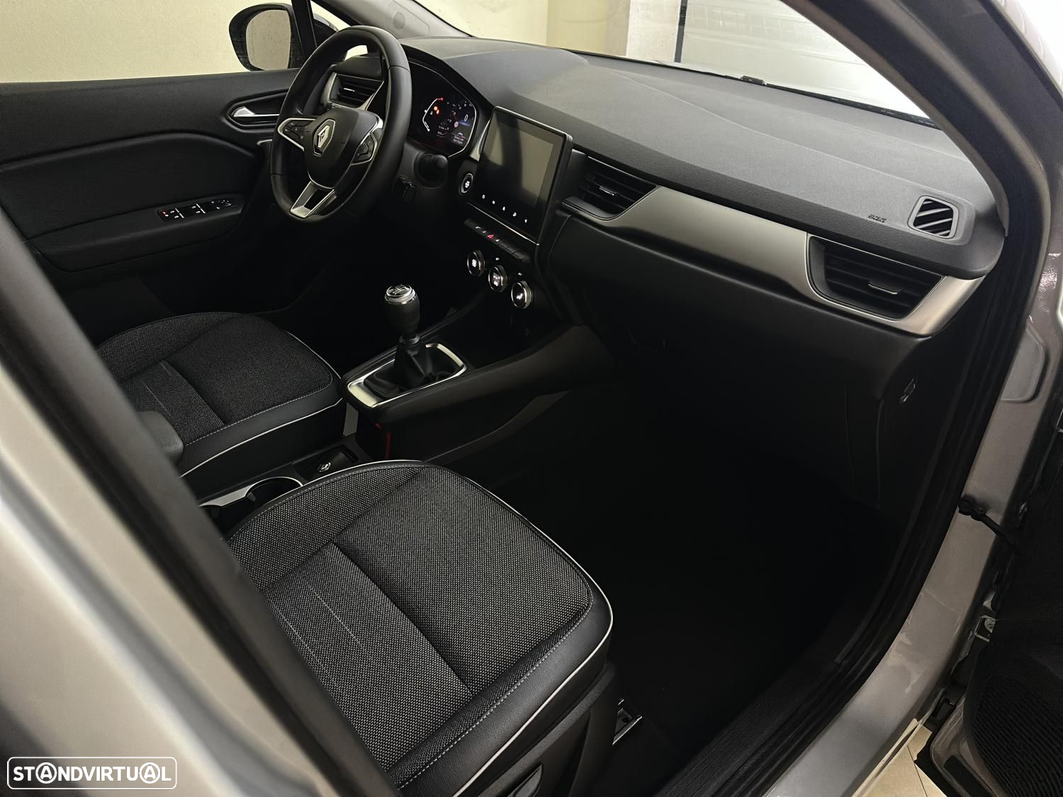 Renault Captur 1.0 TCe Exclusive - 13