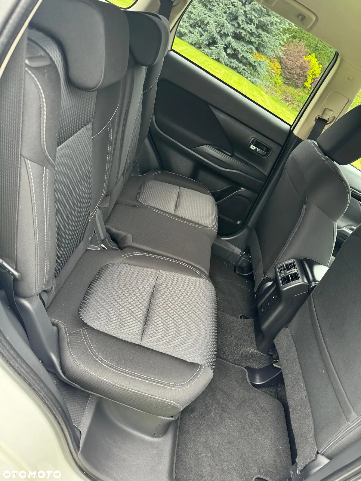 Mitsubishi Outlander 2.0 2WD CVT Spirit+ - 10