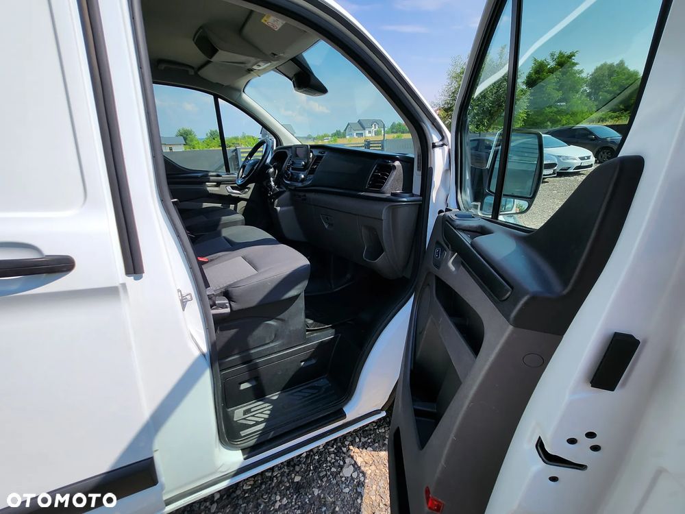 Ford Transit Custom - 25