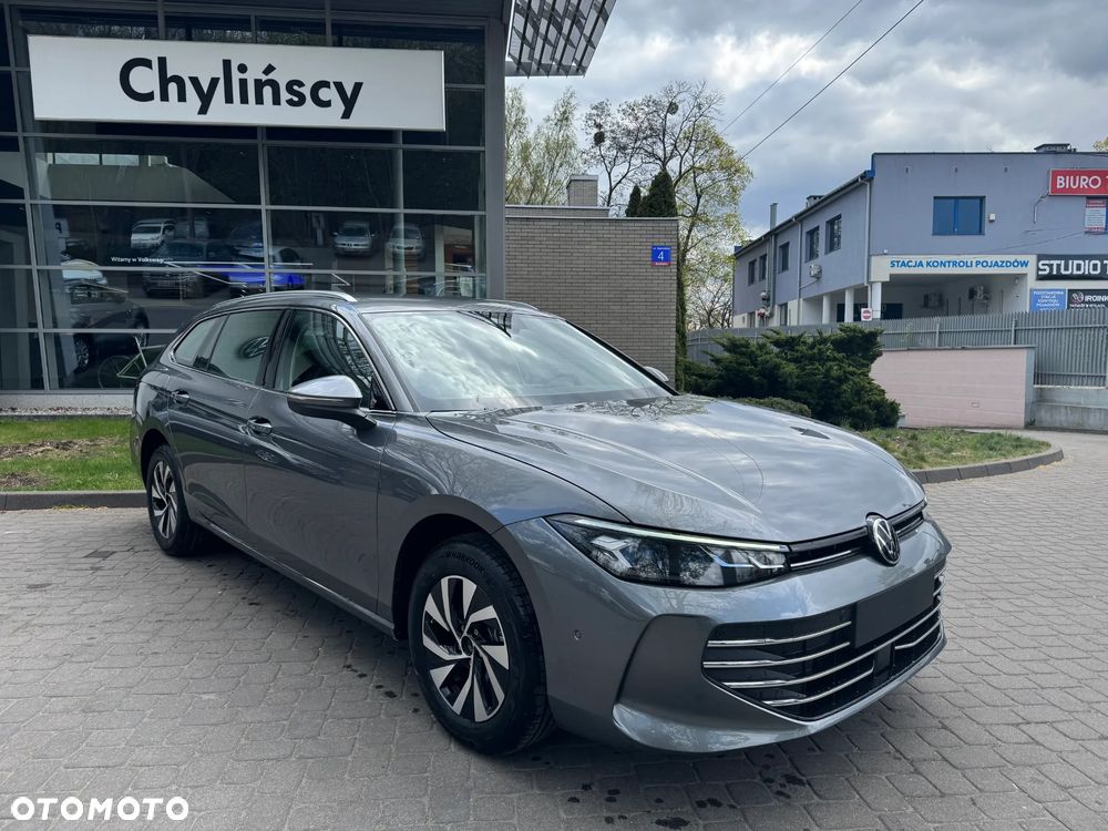 Volkswagen Passat - 2