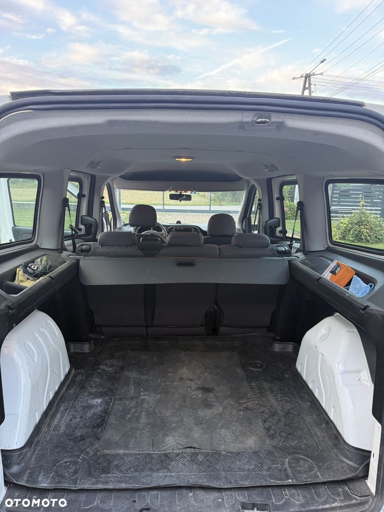 Fiat Doblo - 8