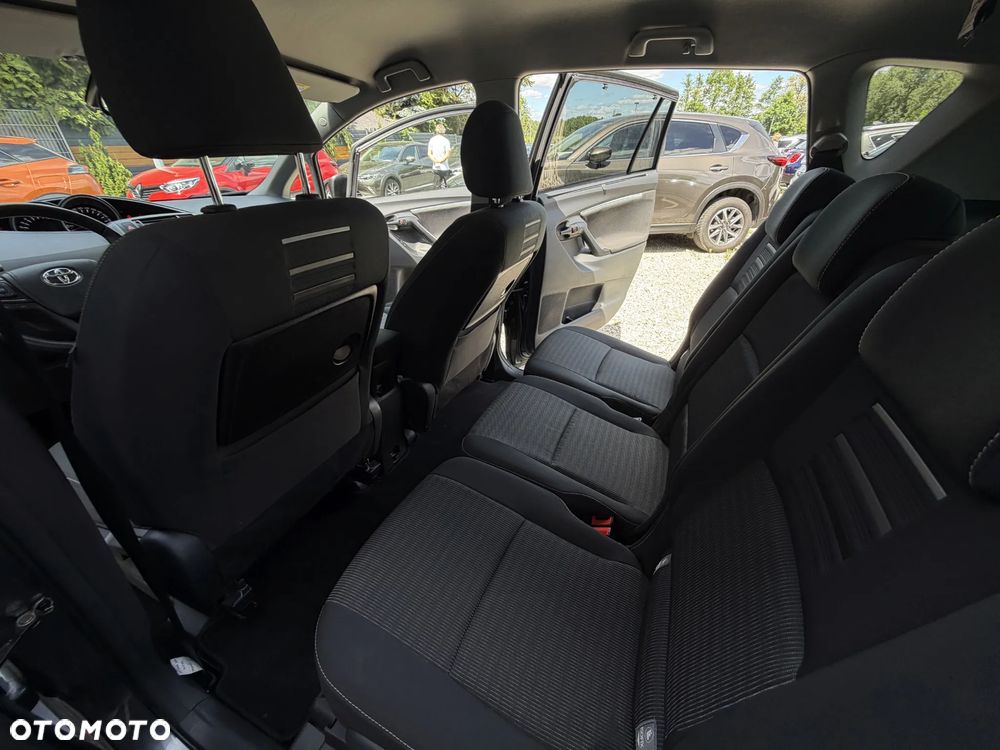 Toyota Verso 1.8 Prestige 7os MS - 21