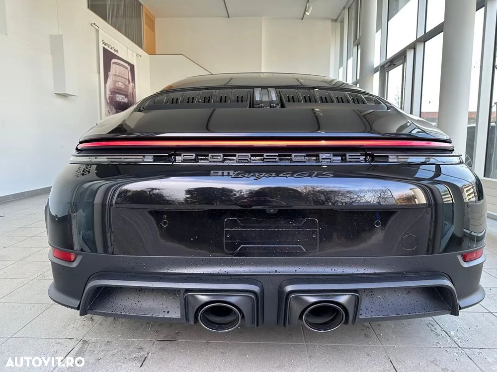 Porsche 911 Targa 4 GTS PDK - 9
