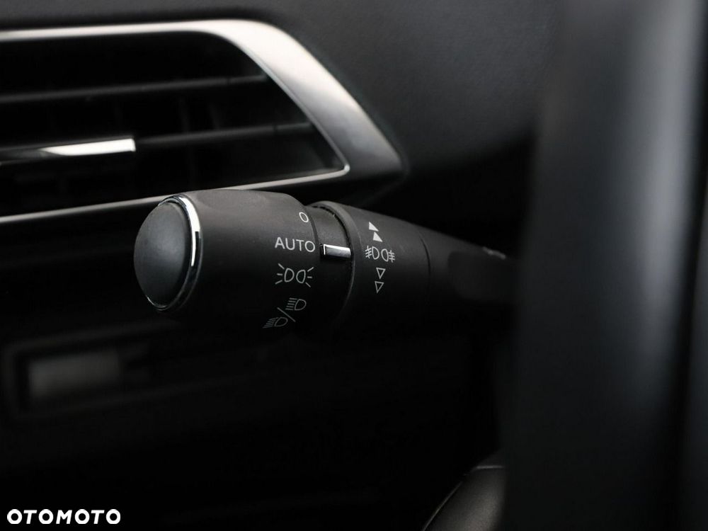 Peugeot 3008 1.2 PureTech GT S&S - 36