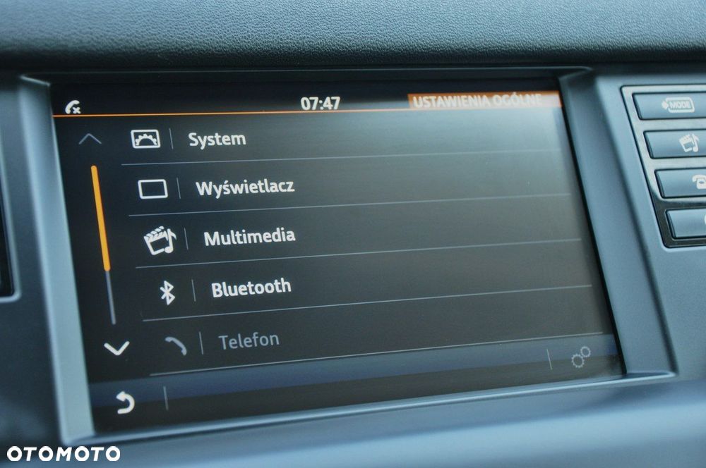 Land Rover Discovery Sport 2.0 eD4 HSE Luxury - 23