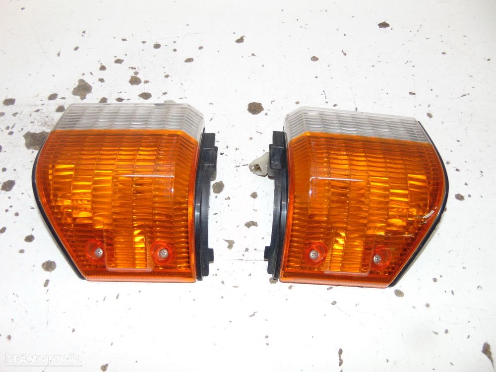 Mazda 2200 furgão piscas - 1