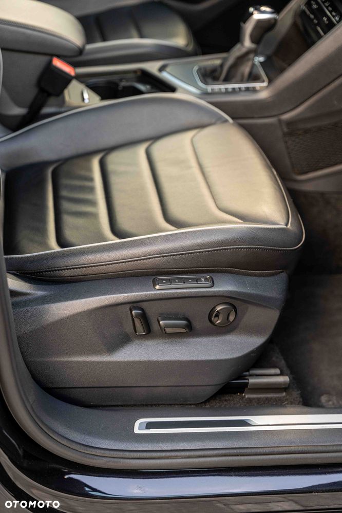 Volkswagen Tiguan 1.4 eHybrid OPF DSG Elegance - 18