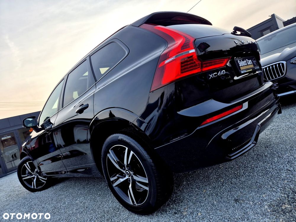 Volvo XC 60 T6 Plug-In Hybrid AWD Plus Dark - 6