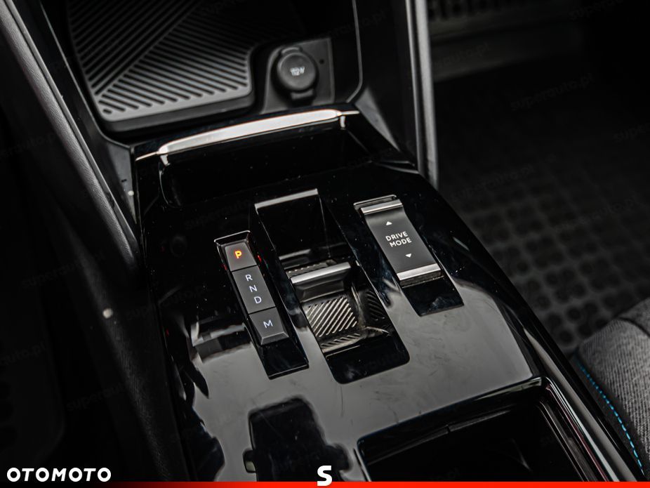 Citroën C4 1.2 PureTech Shine S&S EAT8 - 19