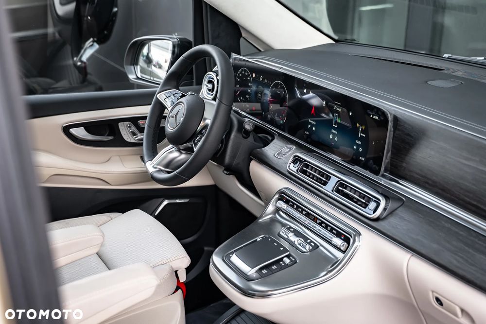 Mercedes-Benz Klasa V 300 d 4-Matic 9G-Tronic Exclusive (d³ugi) - 38