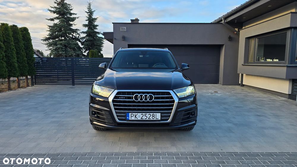Audi Q7 - 8