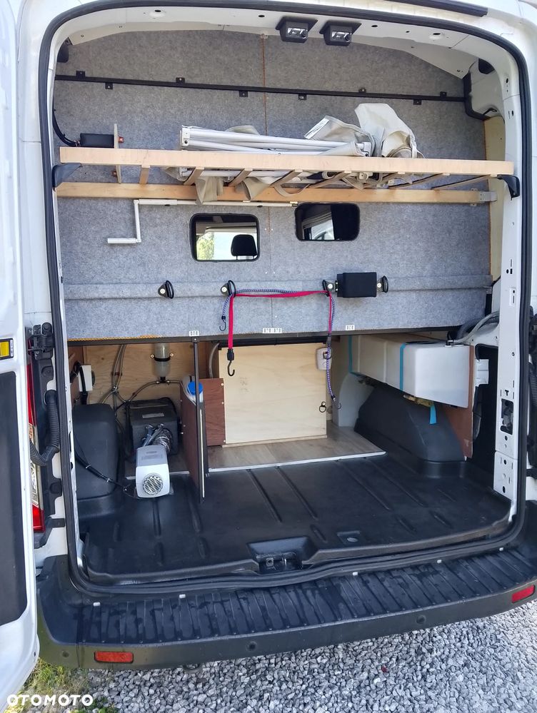Ford Transit - 11