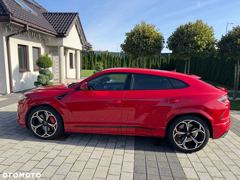 Lamborghini Urus - 10