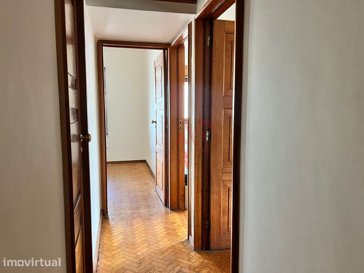 Apartamento T4 + 1 Duplex para Restauro | Foz do Douro | 132 m² | - Grande imagem: 3/13