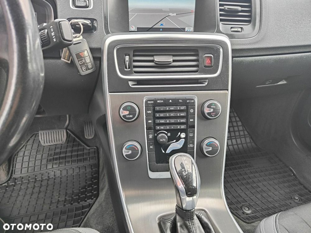 Volvo S60 - 12