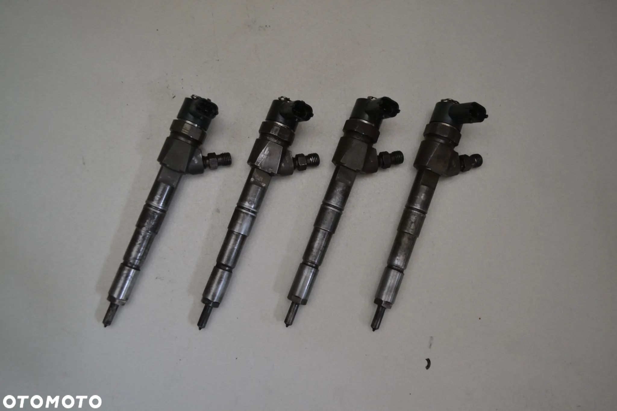 OPEL SAAB 1,9 CDTI WTRYSK WTRYSKIWACZ PALIWA BOSCH 0445110159 - 1