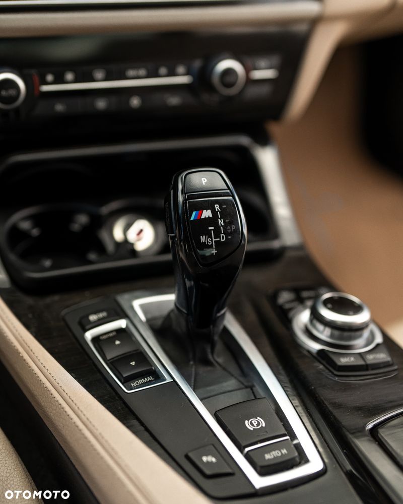 BMW Seria 5 535i Sport-Aut Modern Line - 10