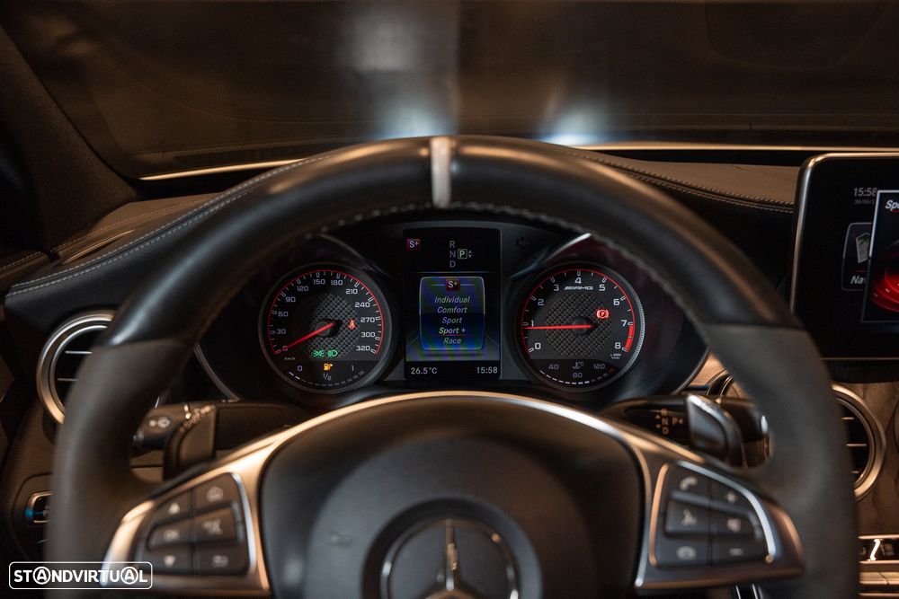 Mercedes-Benz C 63 AMG S - 24