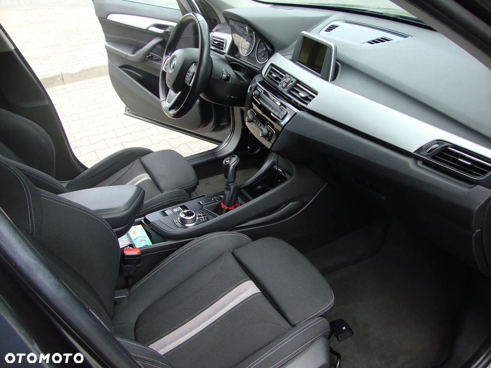 BMW X1 sDrive18d - 16