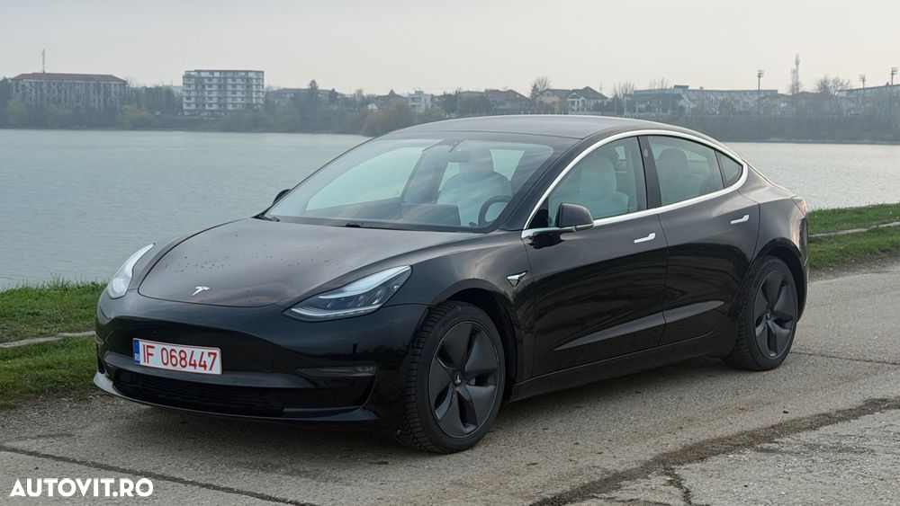 Tesla Model 3 Langstreckenbatterie Allradantrieb Dual Motor - 8