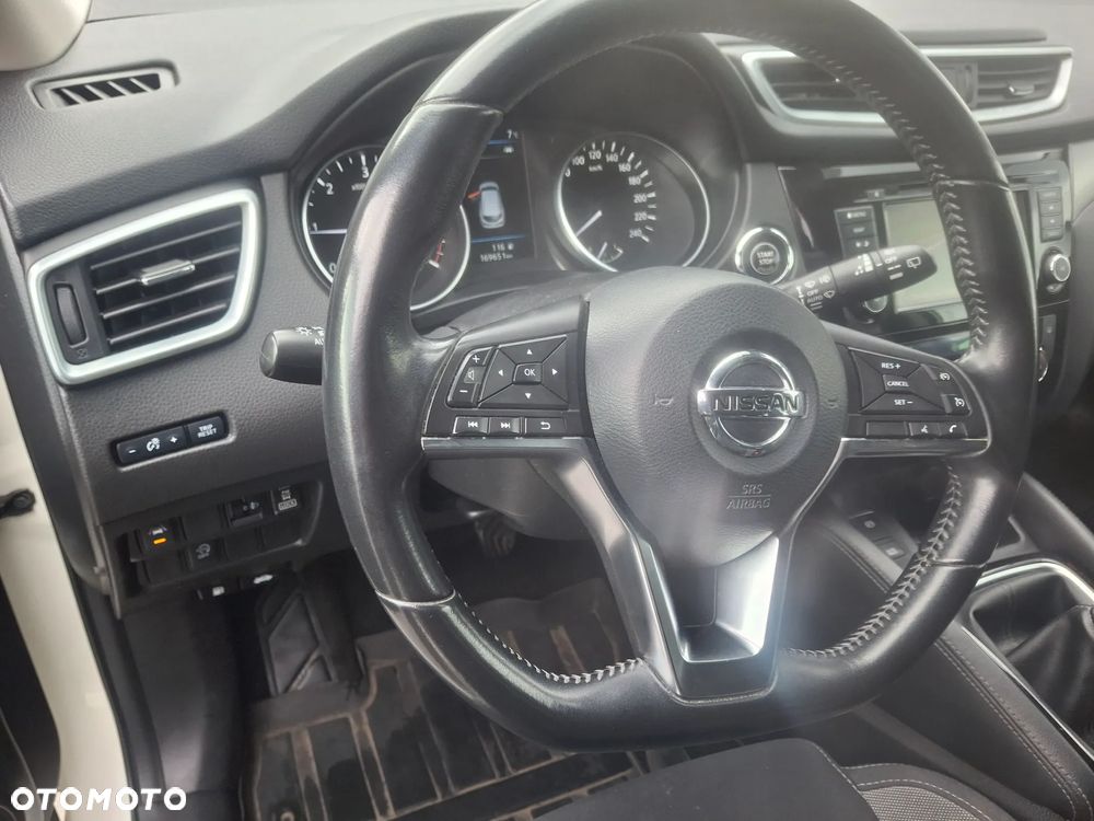 Nissan Qashqai 1.7 dCi ALL-MODE 4x4i N-WAY - 20