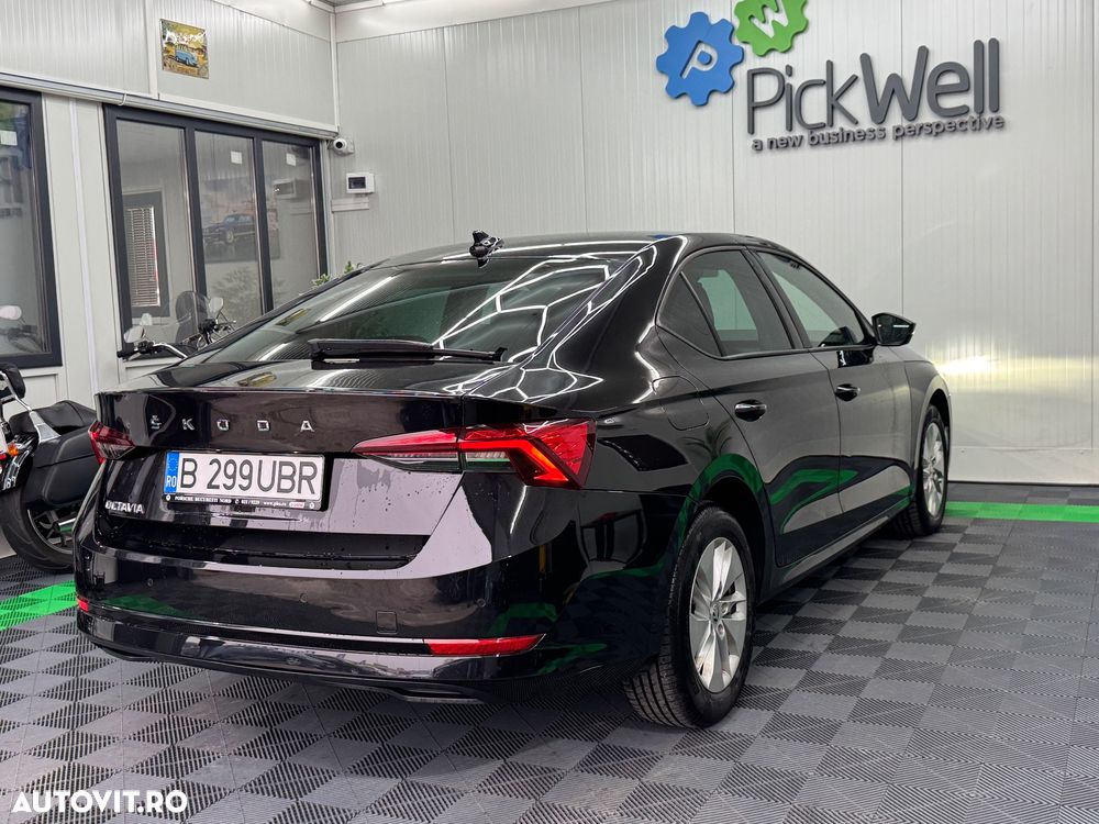 Skoda Octavia 2.0 TDI DSG Ambition - 5