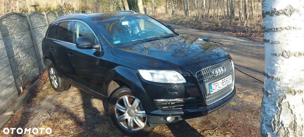 Audi Q7 - 7