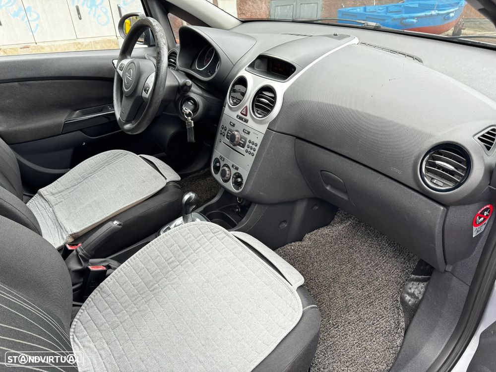 Opel Corsa 1.2 Enjoy Easytronic - 7