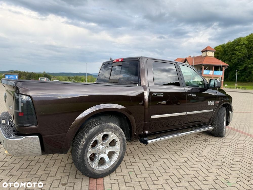 RAM 1500 Crew Cab Laramie - 24