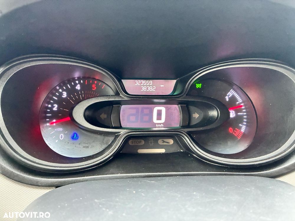 Renault Trafic - 9