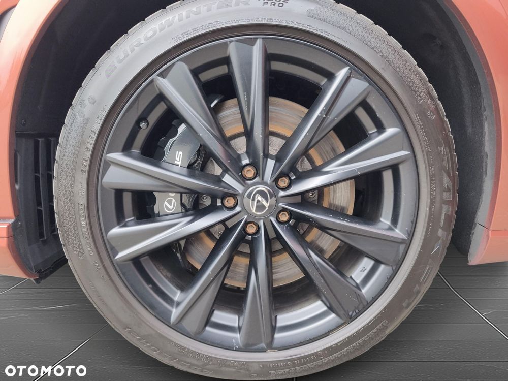 Lexus RX - 21