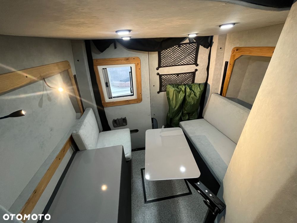 Mercedes-Benz Sprinter - 22